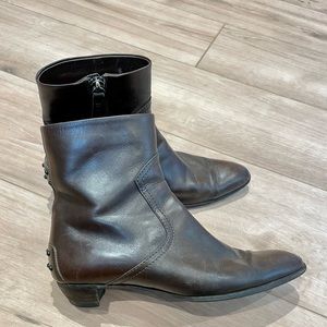 TOD’S Leather Studded Ankle Boots Women’s Size 6 Brown Genuine Leather Low Heel